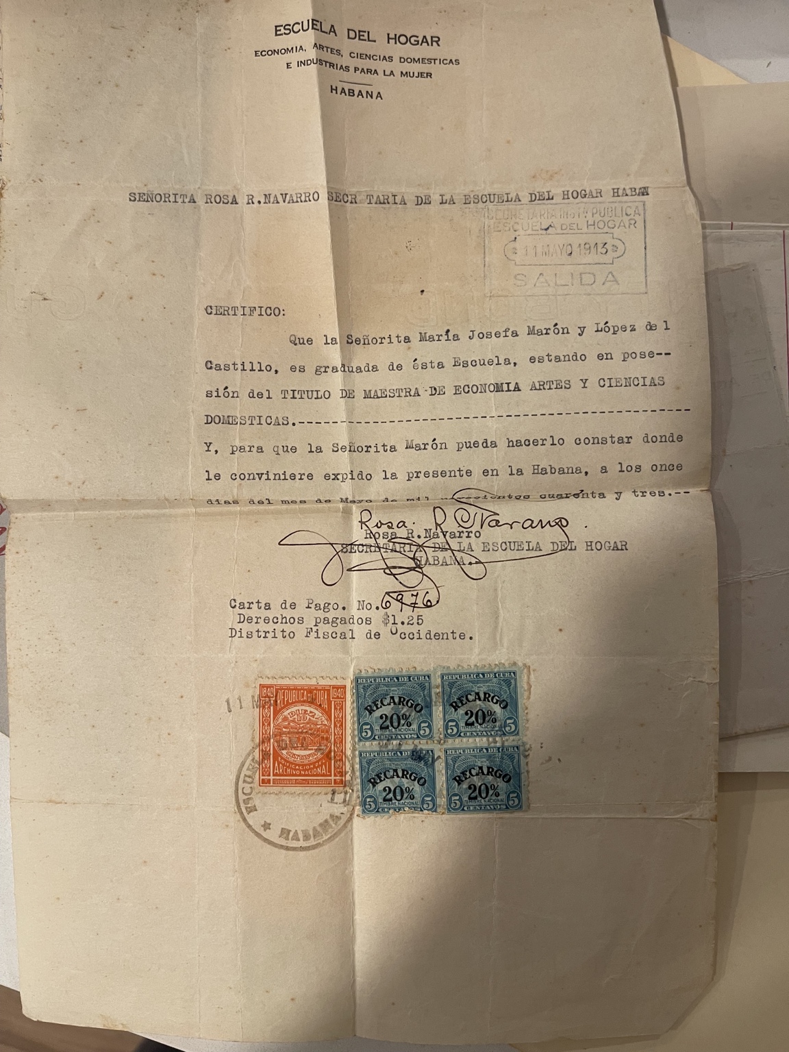 1943 Escuela del Hogar certificate for María Josefa Marón