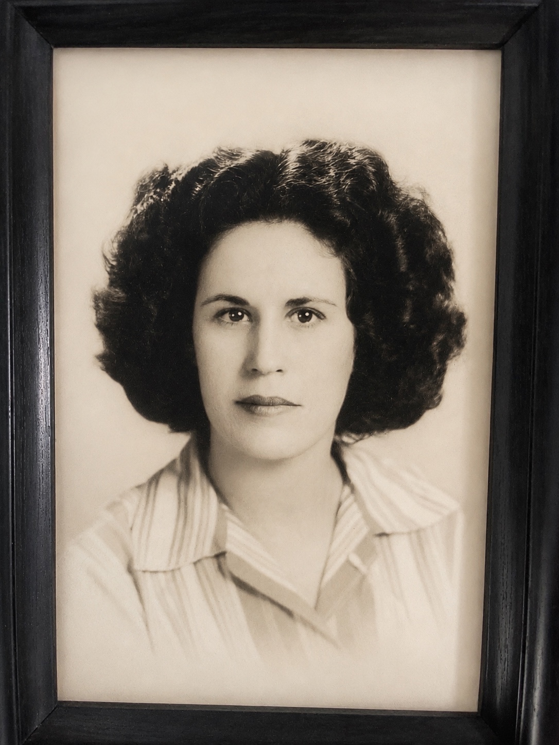 Formal portrait of María Josefa Marón Wallace